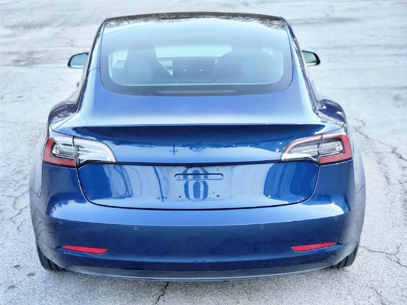 Used 2018 Tesla Model 3 Mid Range RWD image 10