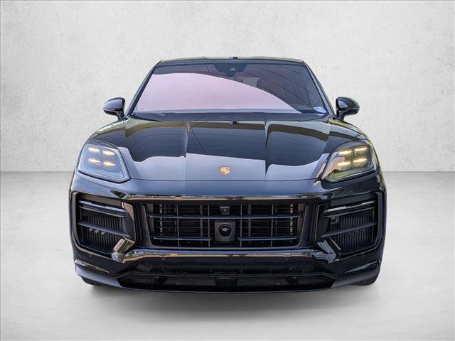 Used 2024 Porsche Cayenne Turbo GT AWD/4WD image 2
