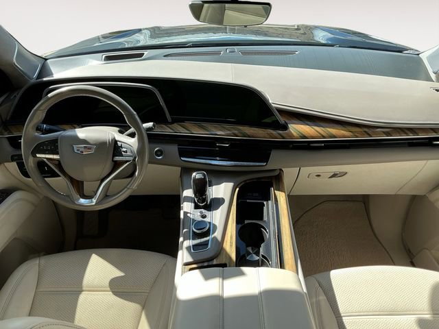 Used 2021 Cadillac Escalade Premium Luxury Platinum AWD/4WD image 17