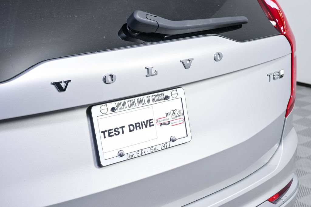 Certified 2025 Volvo XC90 T8 Core w/ Protection Package AWD/4WD image 38