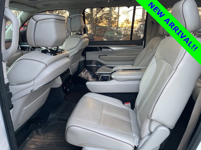 Used 2023 Jeep Grand Wagoneer L Series II w/ Premium Group II image 12