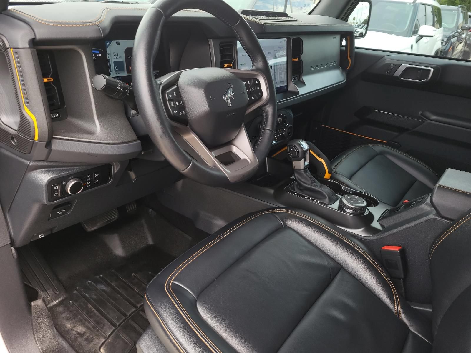 Used 2024 Ford Bronco Badlands AWD/4WD image 19