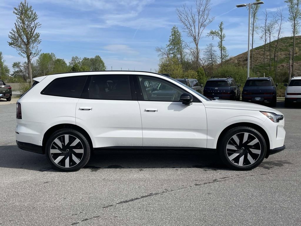 Used 2025 Volvo EX90 Ultra w/ Protection Package Premier image 30