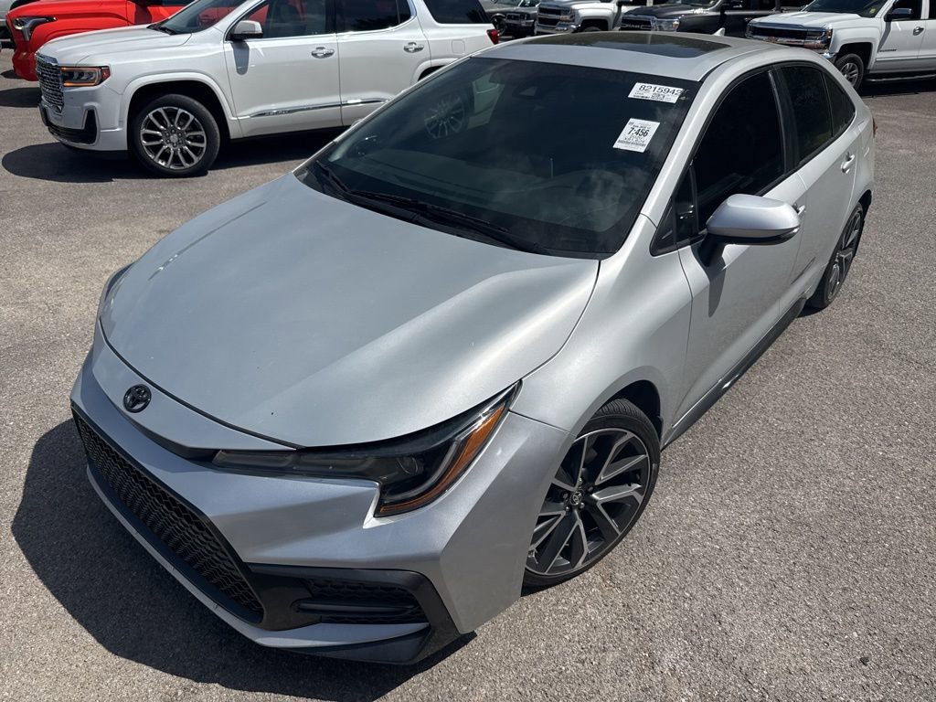 Used 2020 Toyota Corolla XSE FWD image 1