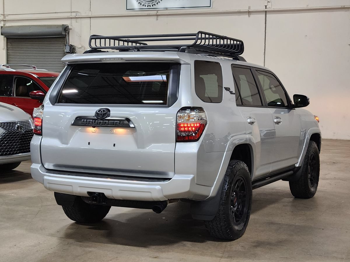 Used 2023 Toyota 4Runner TRD Off-Road Premium w/ Off Road Premium Plus Package AWD/4WD image 8