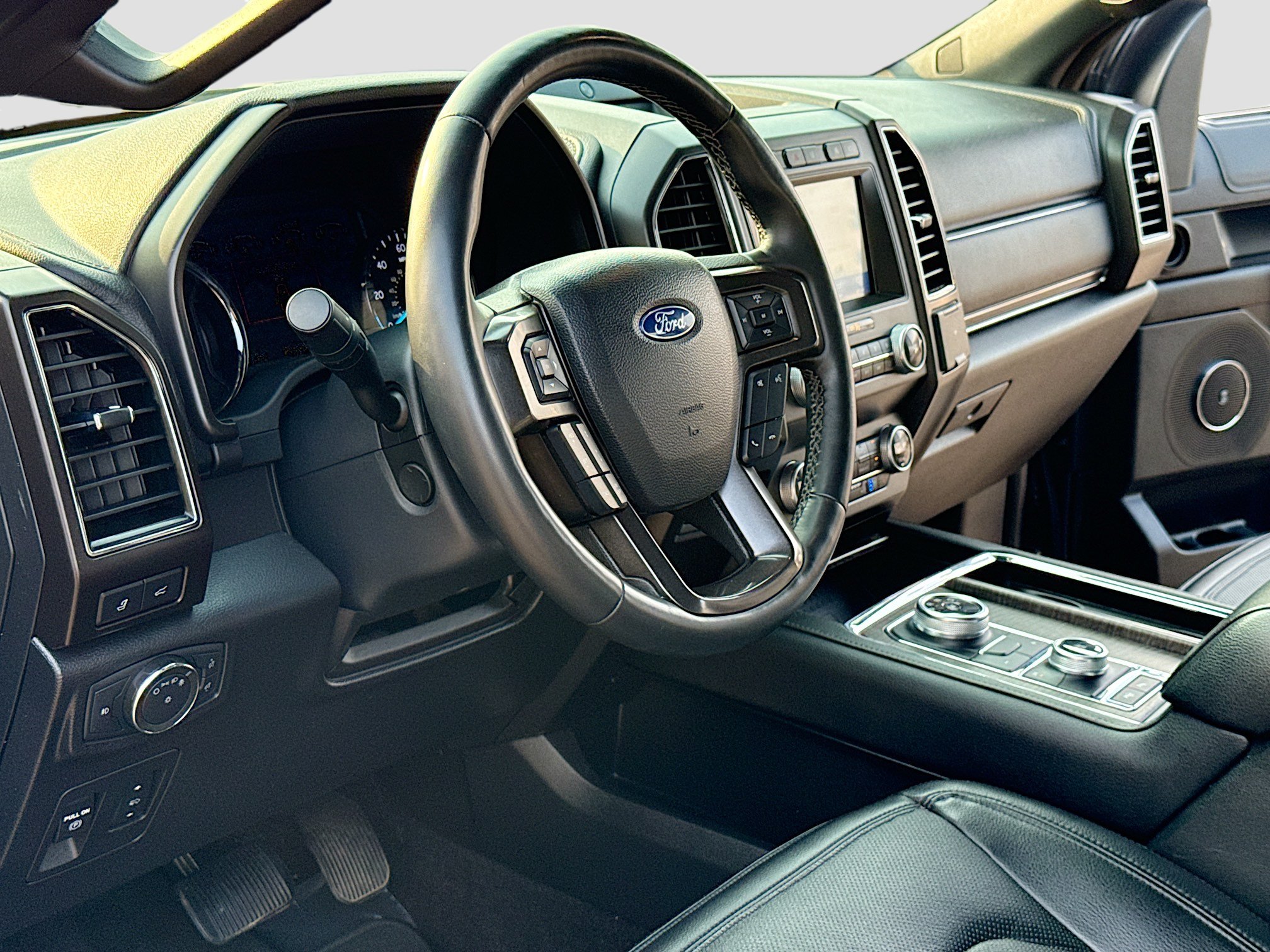 Used 2021 Ford Expedition Limited AWD/4WD image 4