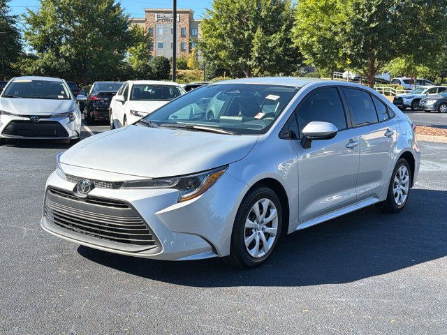 Used 2024 Toyota Corolla LE FWD image 8
