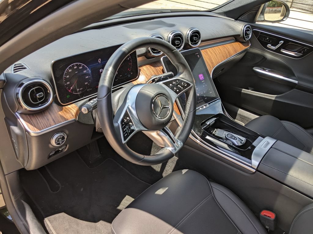 Used 2025 Mercedes-Benz C 300 4MATIC Sedan image 8