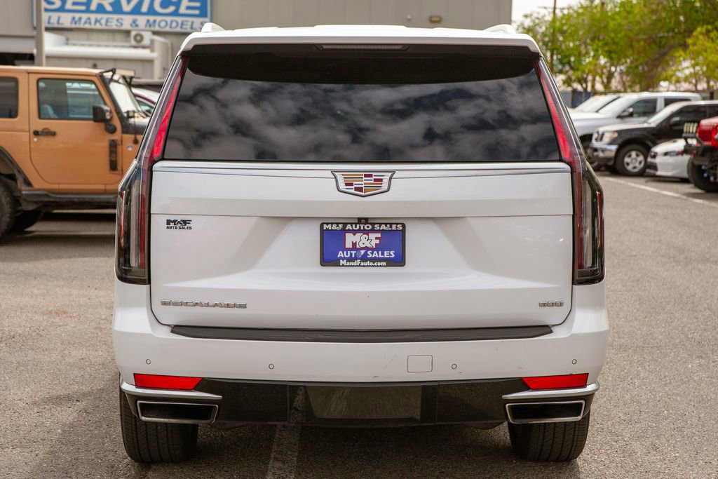 Used 2021 Cadillac Escalade Luxury AWD/4WD image 6