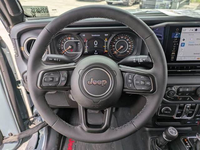 New 2025 Jeep Gladiator Sport image 19