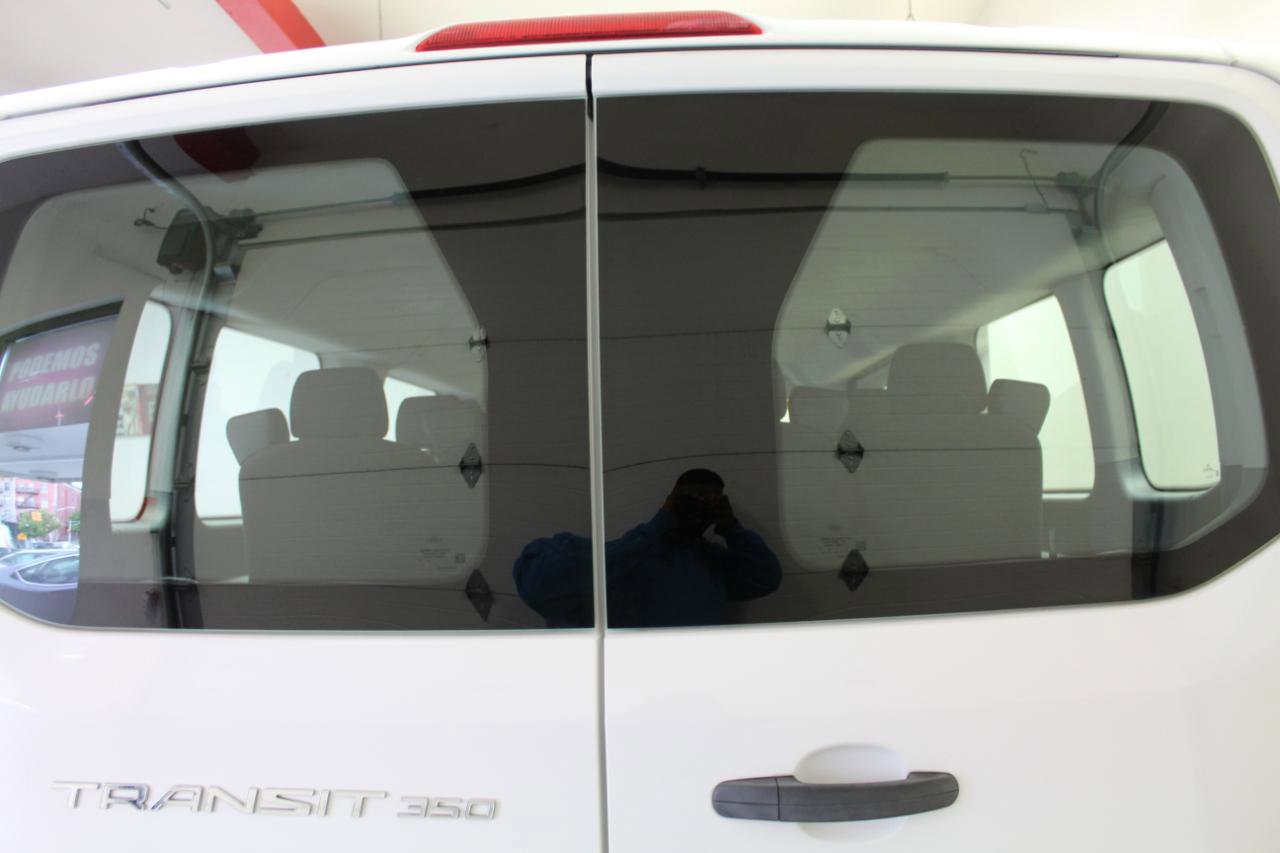Used 2016 Ford Transit 350 XL RWD image 5
