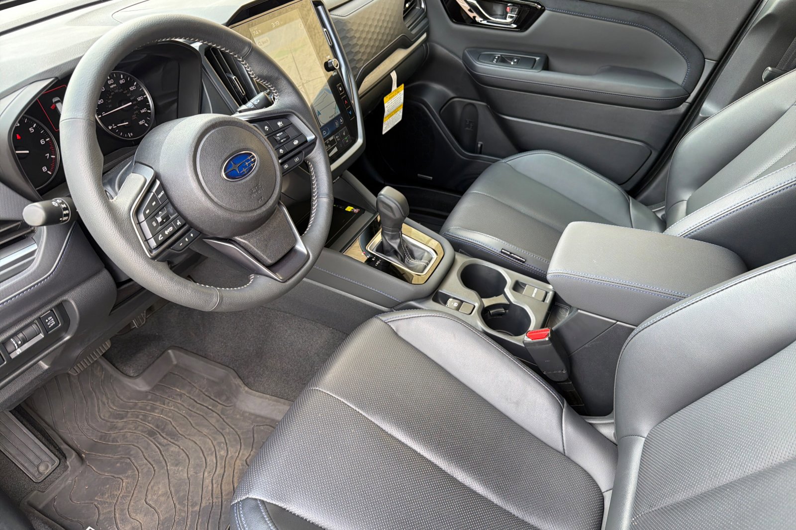 Used 2025 Subaru Forester Limited AWD/4WD image 10
