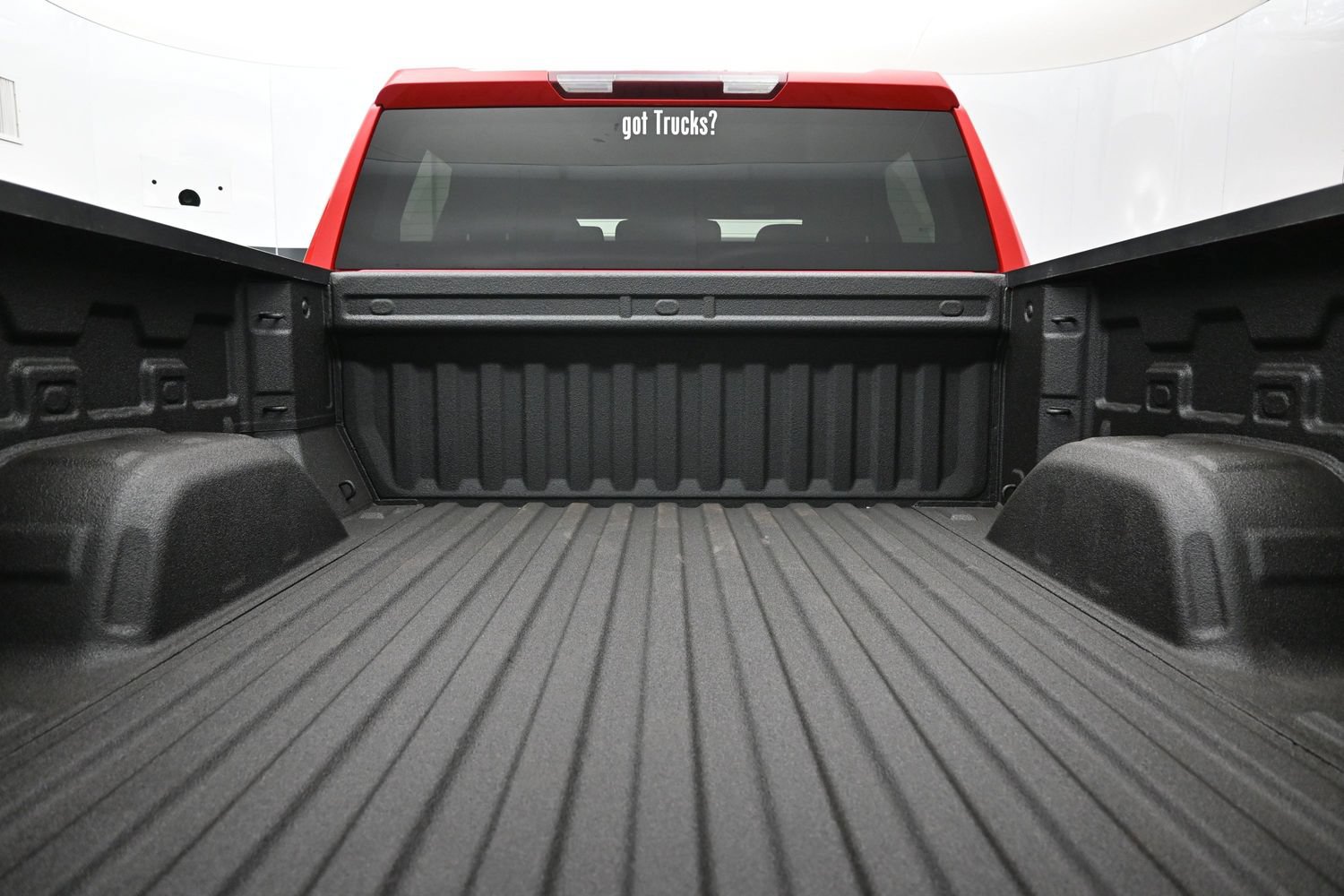 Used 2023 Chevrolet Silverado 1500 LT RWD image 7
