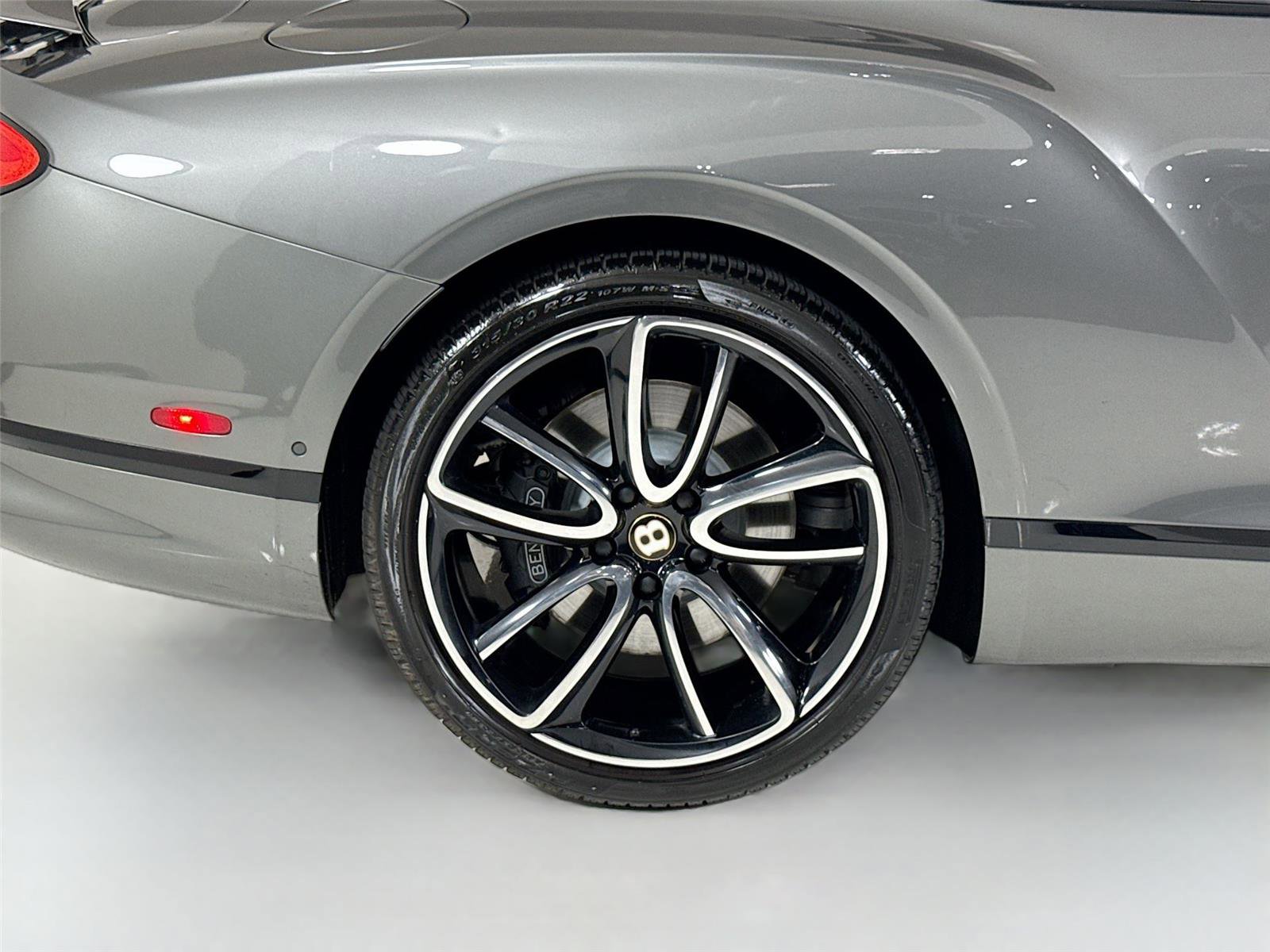 Used 2020 Bentley Continental GT V8 AWD/4WD image 36