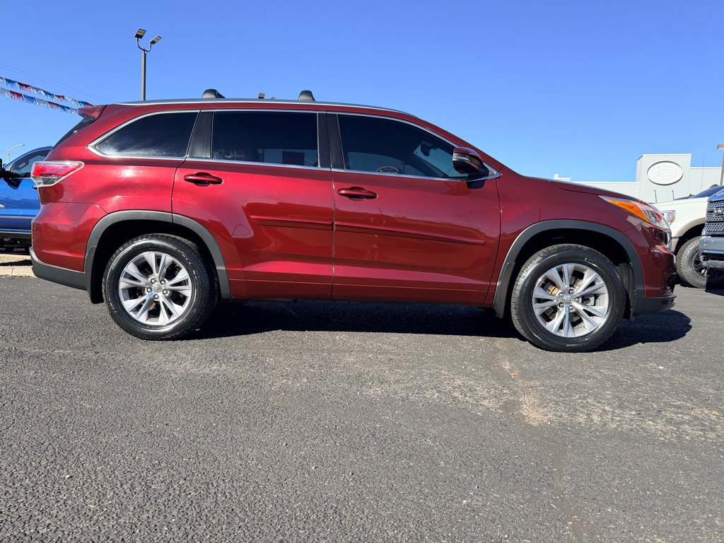 Used 2015 Toyota Highlander XLE image 43
