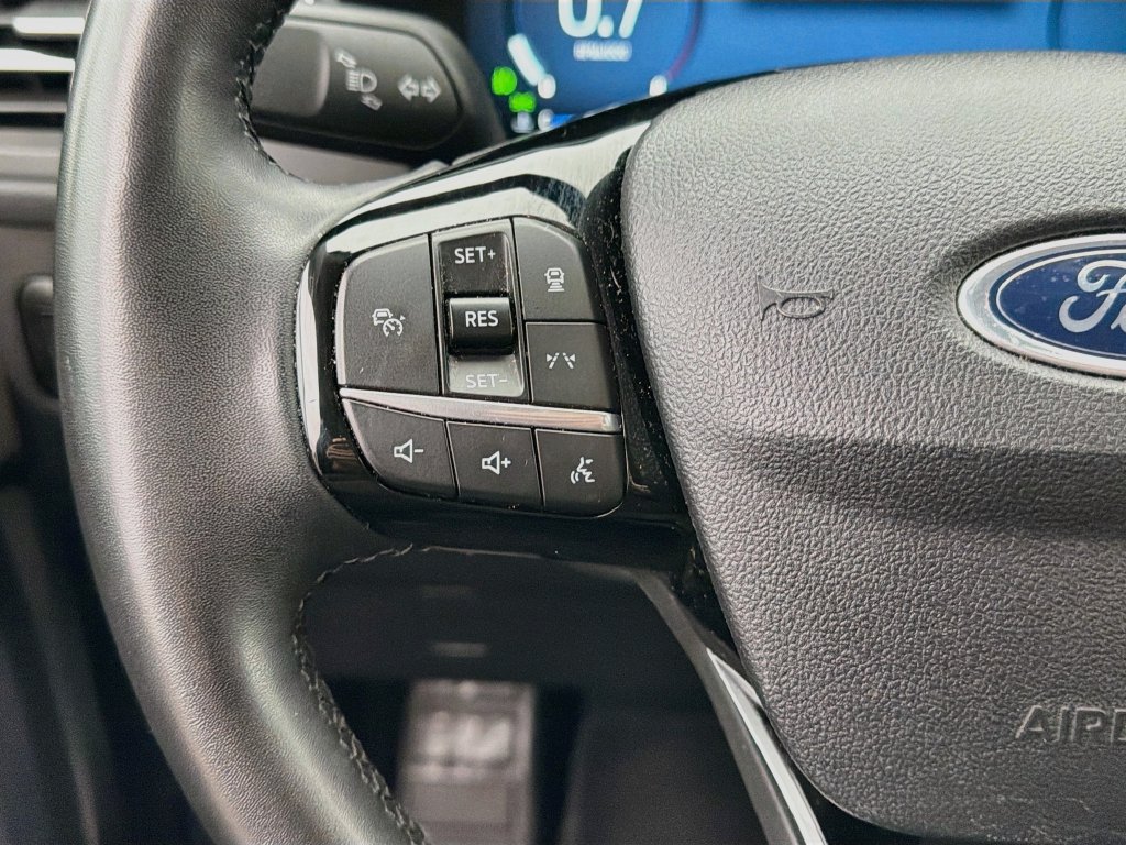 Used 2024 Ford Escape Platinum AWD/4WD image 12