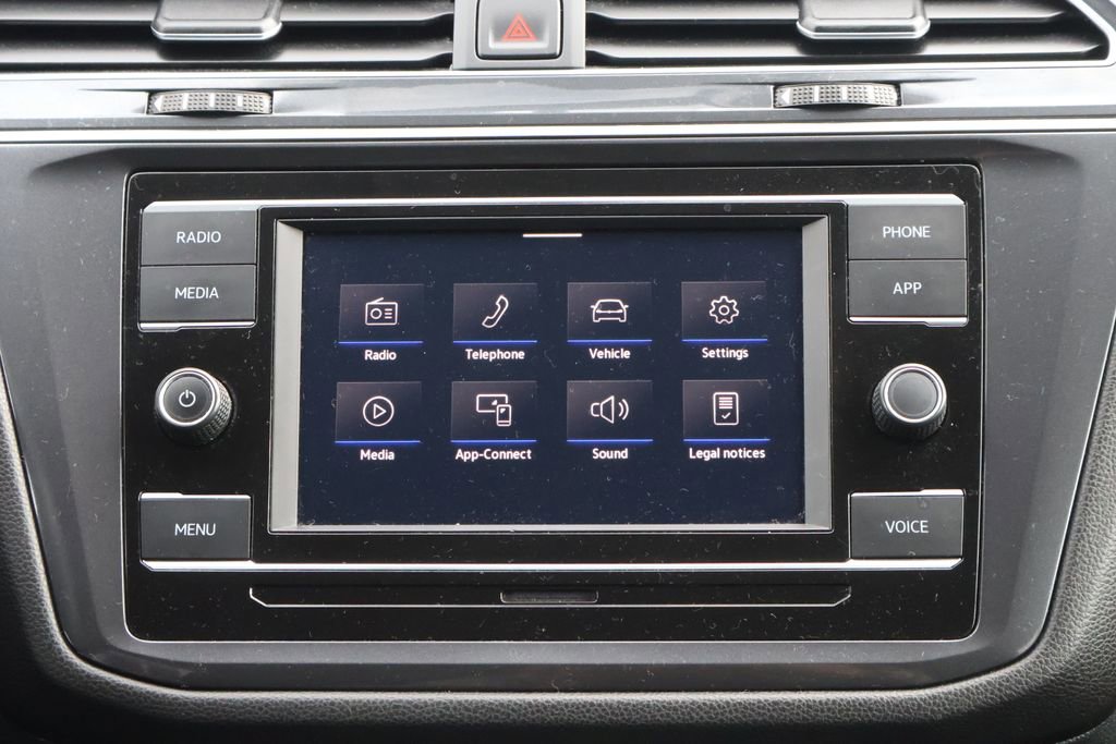 Used 2022 Volkswagen Tiguan S image 16