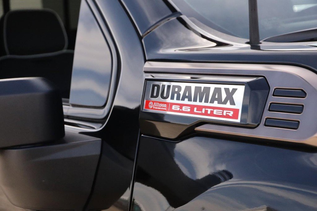 Used 2026 GMC Sierra 2500 AT4X image 28