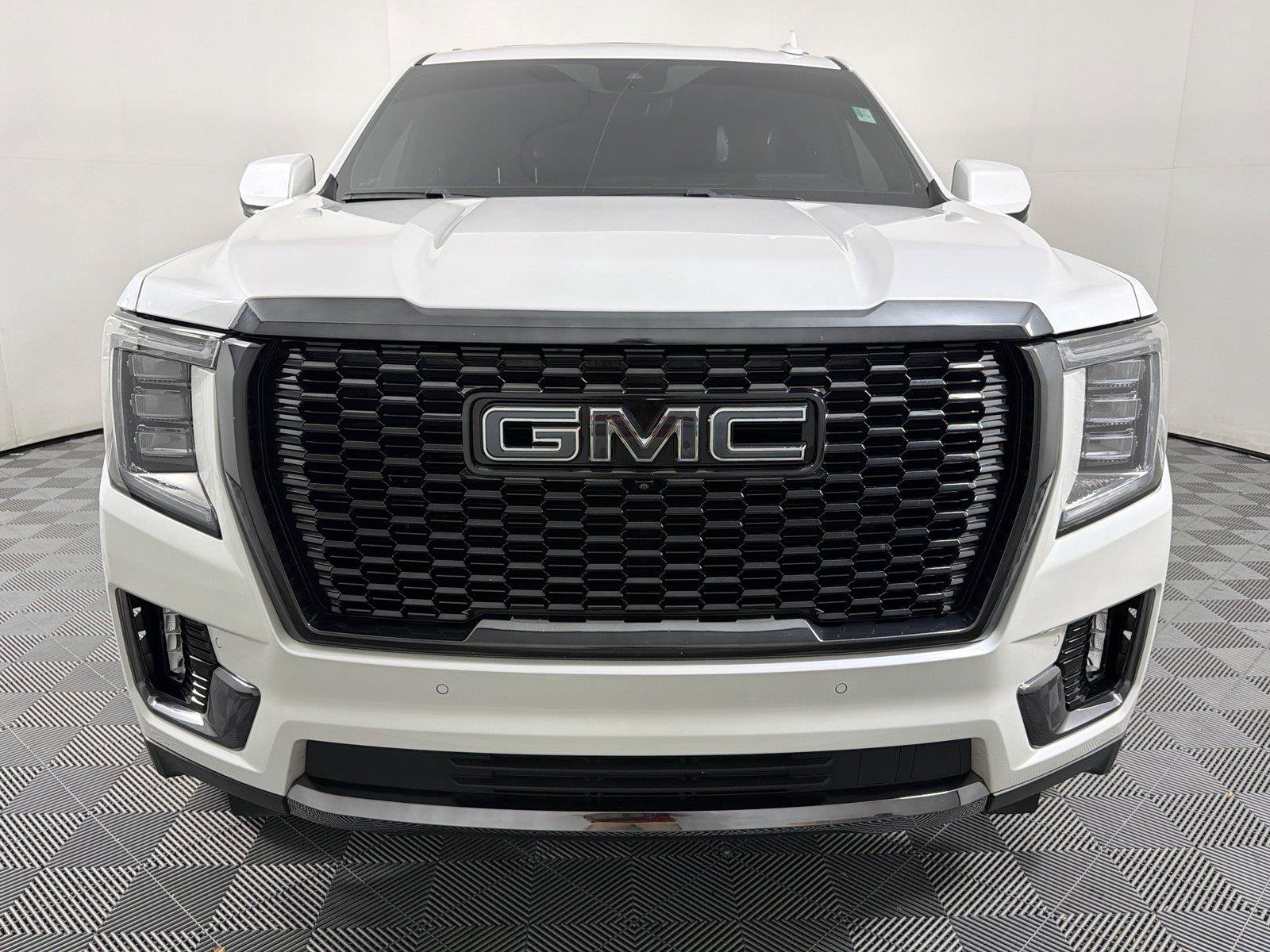Certified 2023 GMC Yukon XL Denali Ultimate AWD/4WD image 2