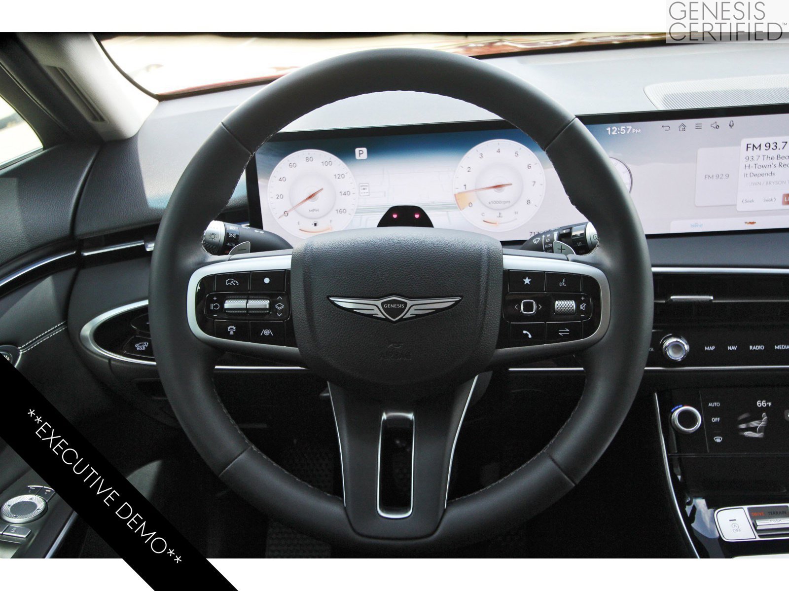 Used 2026 Genesis GV70 2.5T AWD/4WD image 16