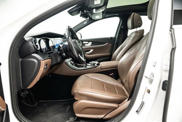 Used 2017 Mercedes-Benz E 300 4MATIC image 10