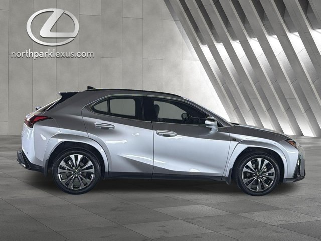 Certified 2025 Lexus UX 300h FWD w/ Accessory Package (Z1) image 4