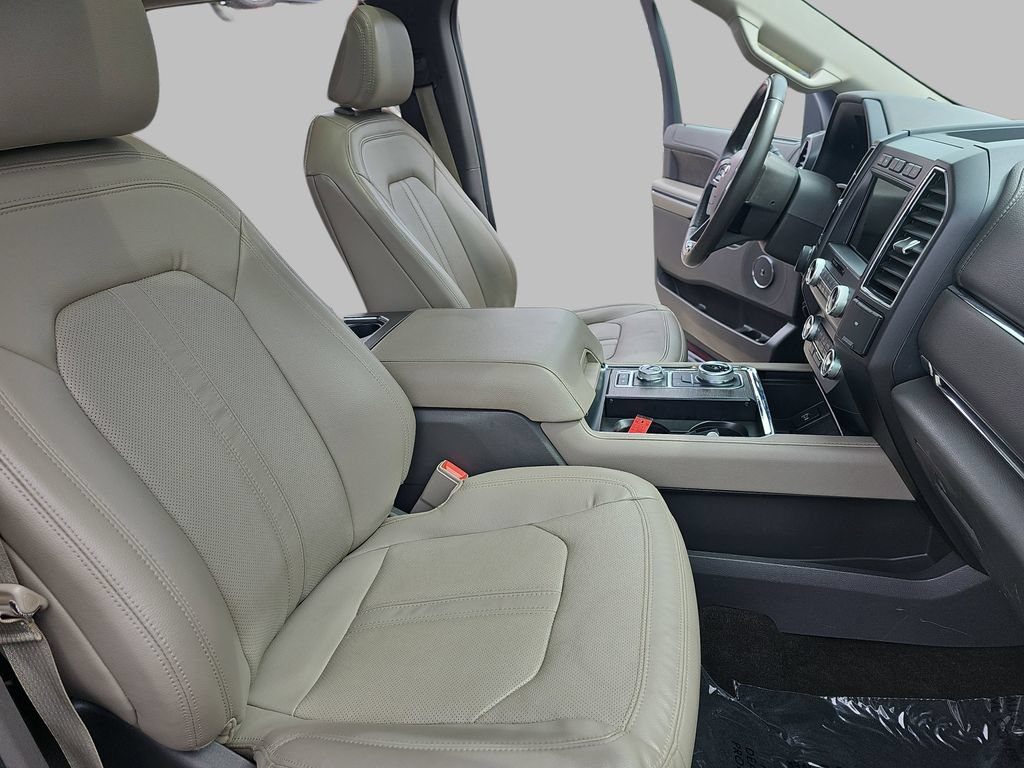 Used 2021 Ford Expedition Limited AWD/4WD image 13