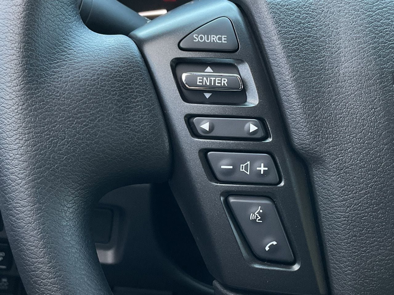 New 2026 Nissan Frontier S image 24