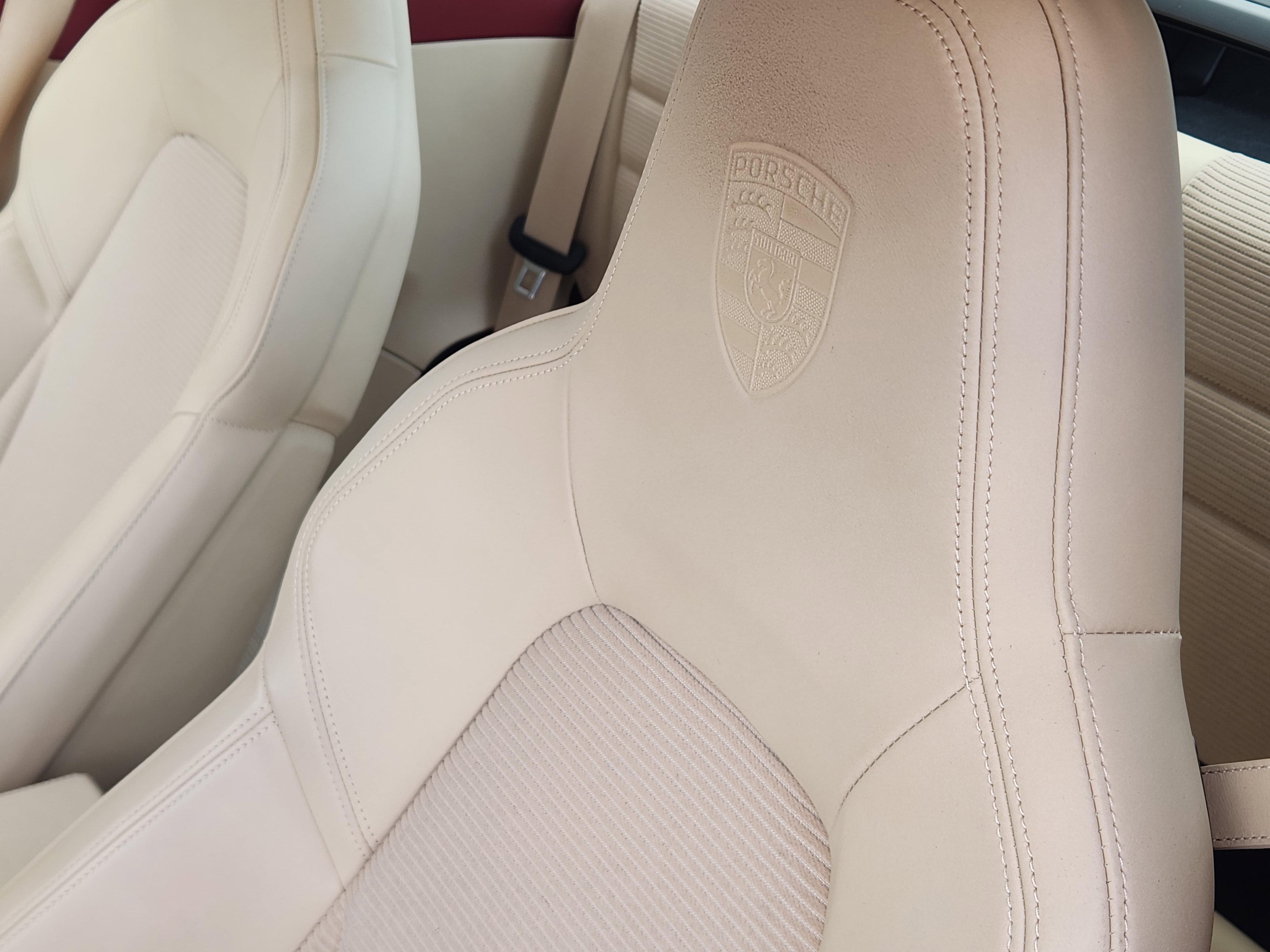 Used 2021 Porsche 911 Targa 4S Heritage Design image 19