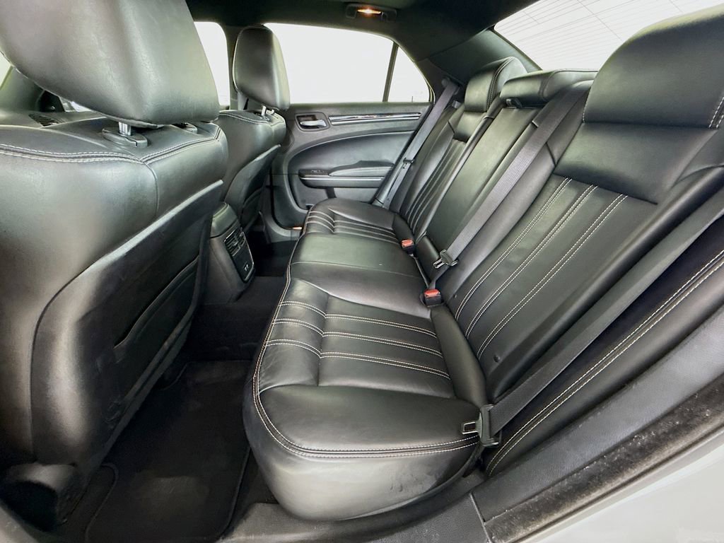 Used 2022 Chrysler 300 S image 26