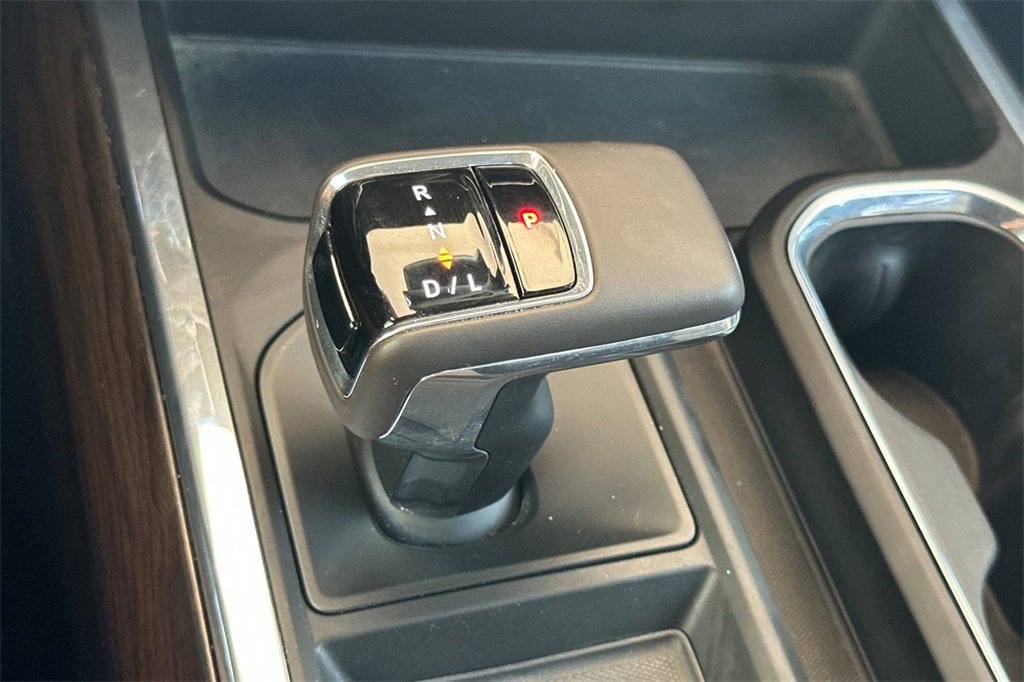 Used 2023 GMC Sierra 1500 SLT w/ SLT Premium Package image 24