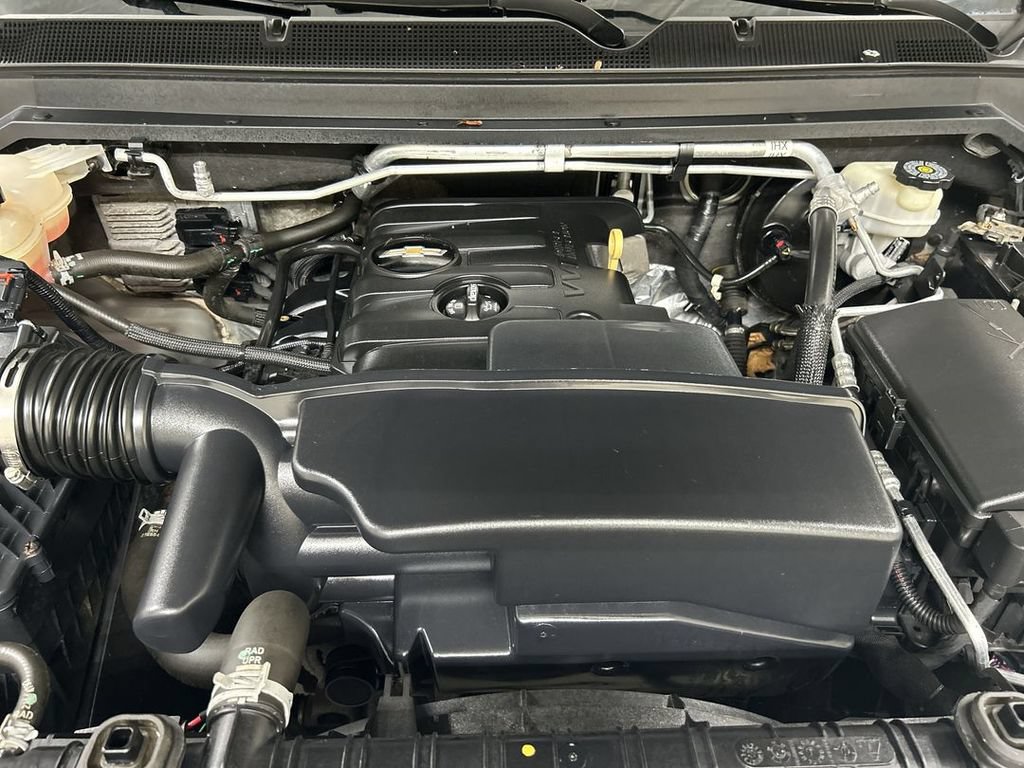 Used 2018 Chevrolet Colorado LT w/ Redline Special Edition AWD/4WD image 23