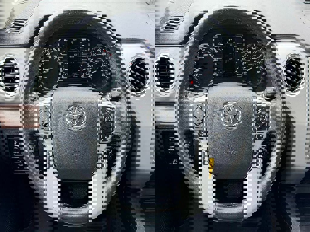 Used 2018 Toyota Tundra Limited image 17