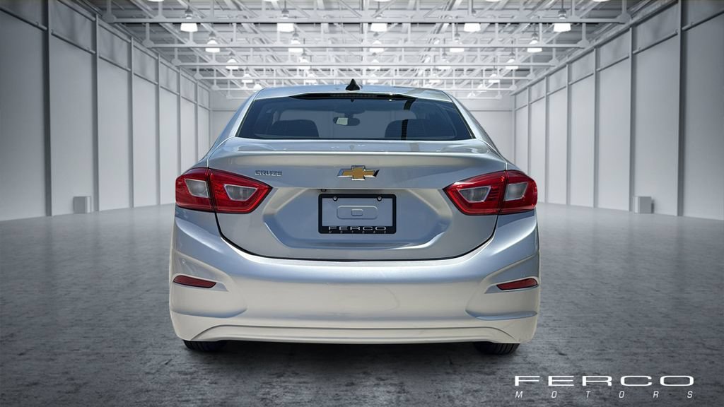 Used 2018 Chevrolet Cruze LS FWD image 4