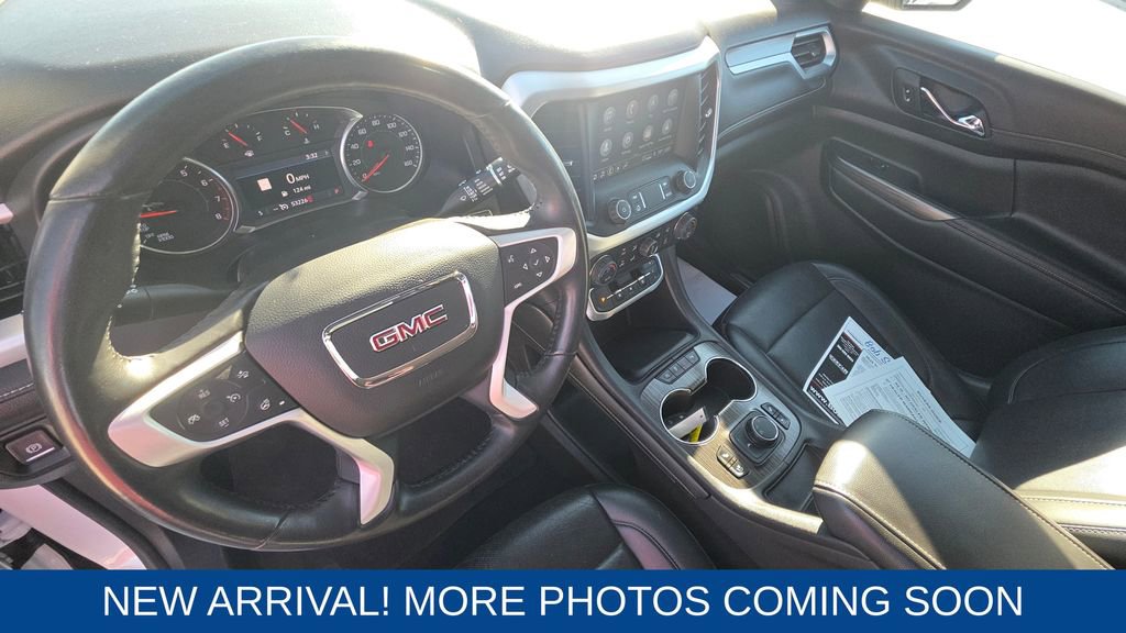 Used 2022 GMC Acadia SLT w/ Elevation Edition image 12