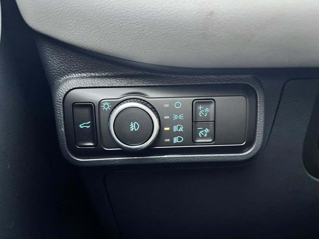 New 2026 Ford Explorer Active w/ Active Comfort Package image 29