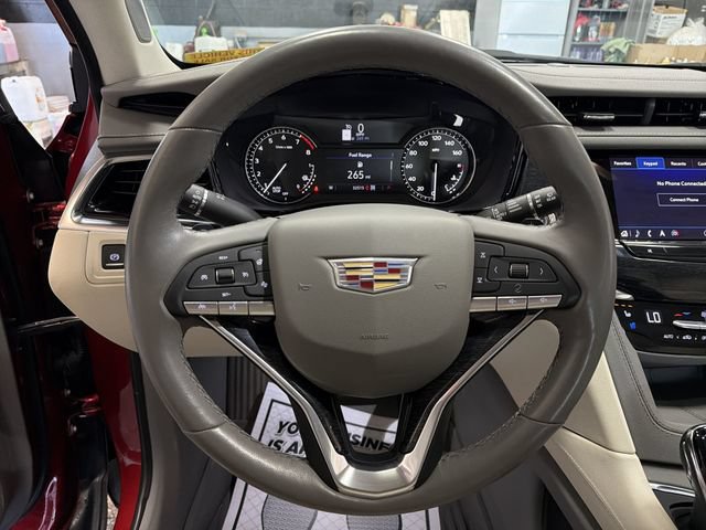 Used 2023 Cadillac XT6 Premium Luxury w/ LPO, Floor Liner Package AWD/4WD image 14