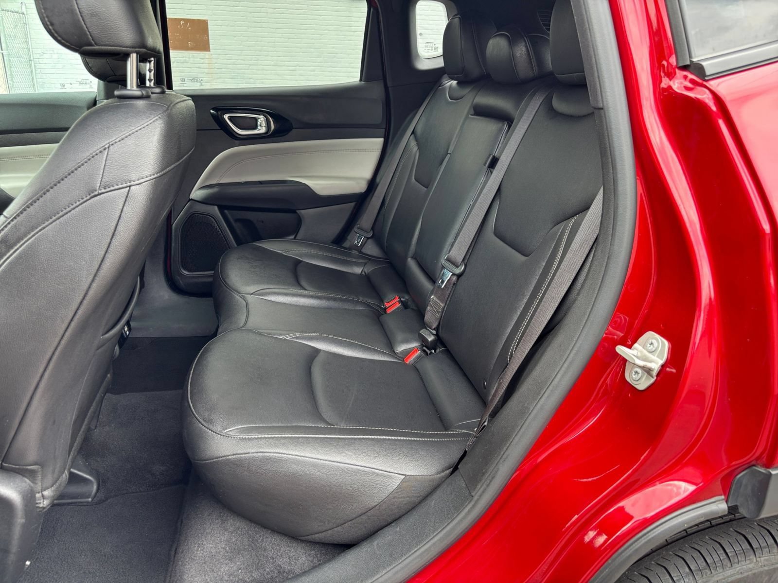 Used 2025 Jeep Compass Limited AWD/4WD image 26