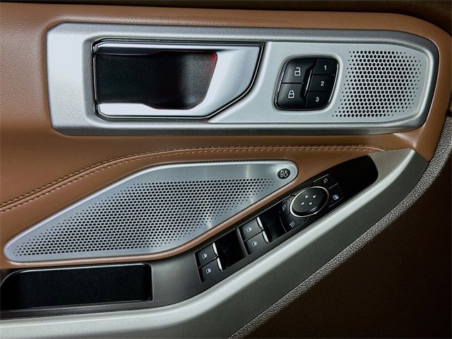 Certified 2022 Ford Explorer King Ranch w/ Premium Technology Package image 18
