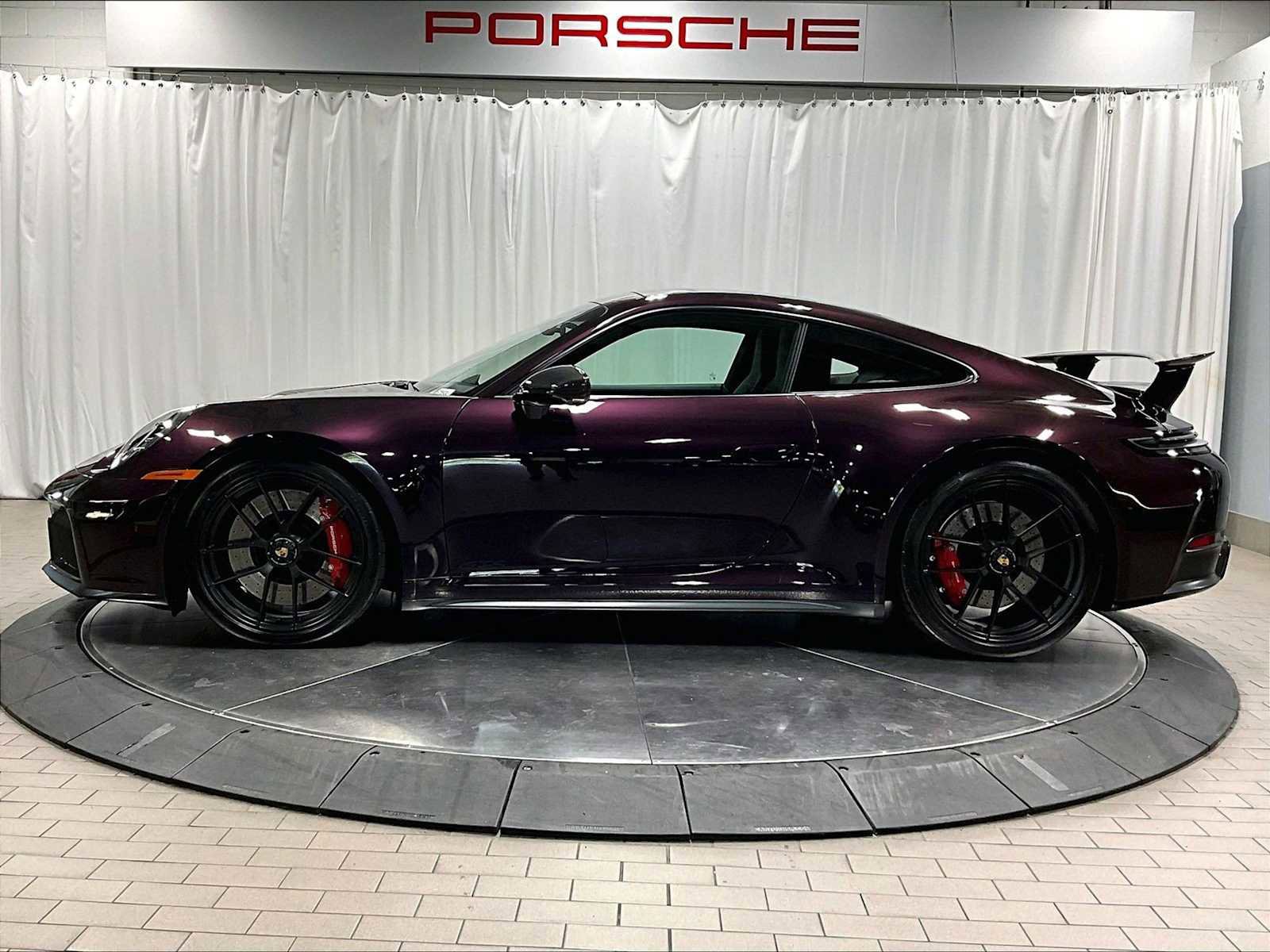 Used 2026 Porsche 911 Carrera GTS image 2