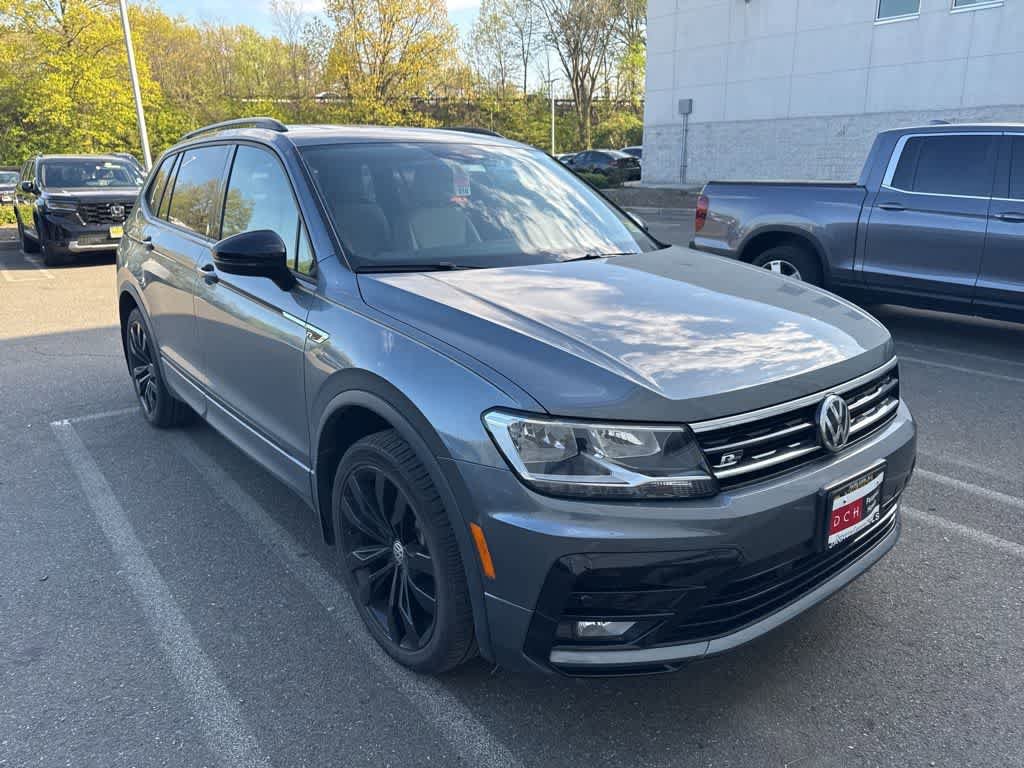 Used 2021 Volkswagen Tiguan SE R-Line AWD/4WD image 4