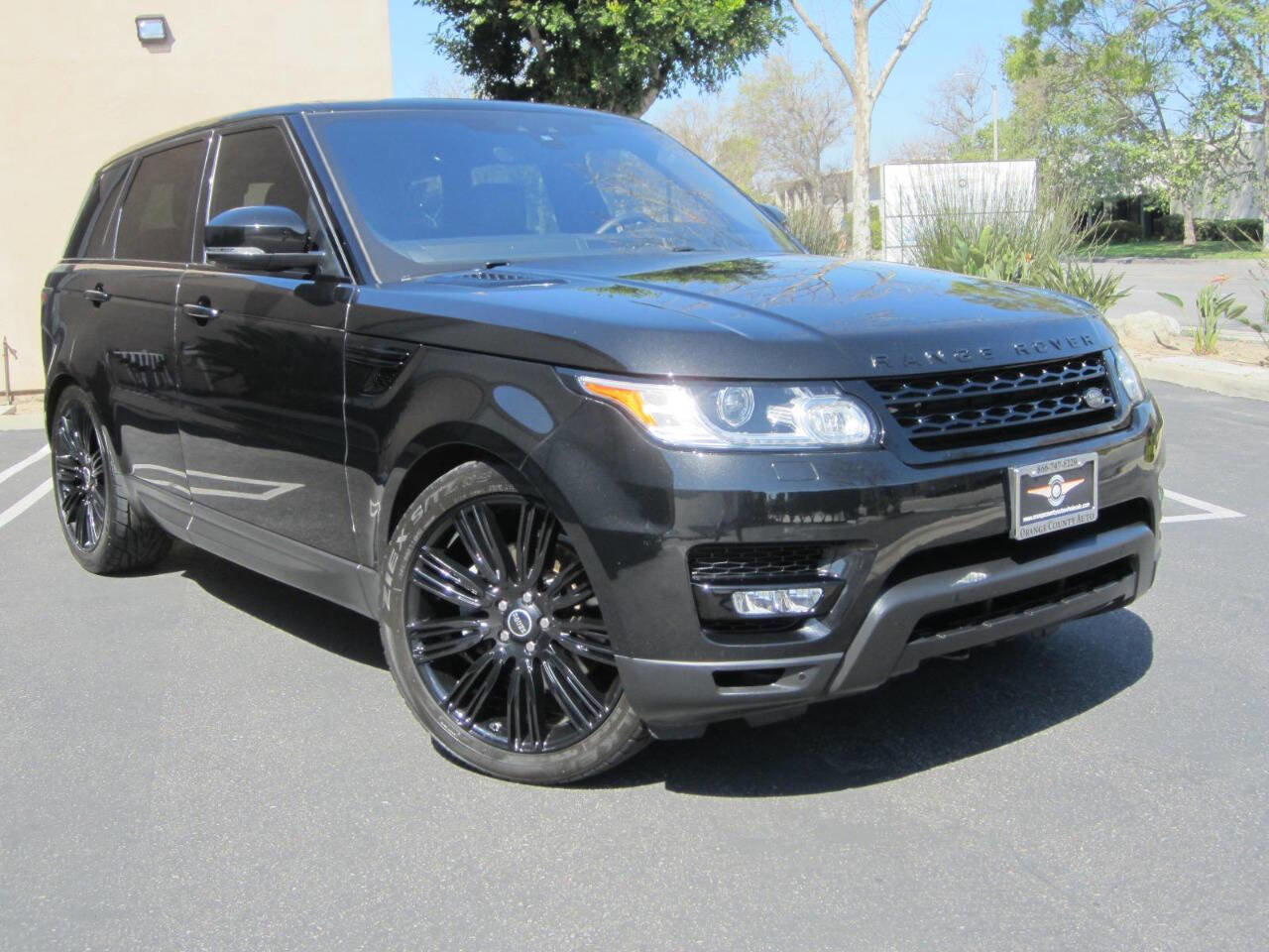 Used 2017 Land Rover Range Rover Sport HSE AWD/4WD image 2