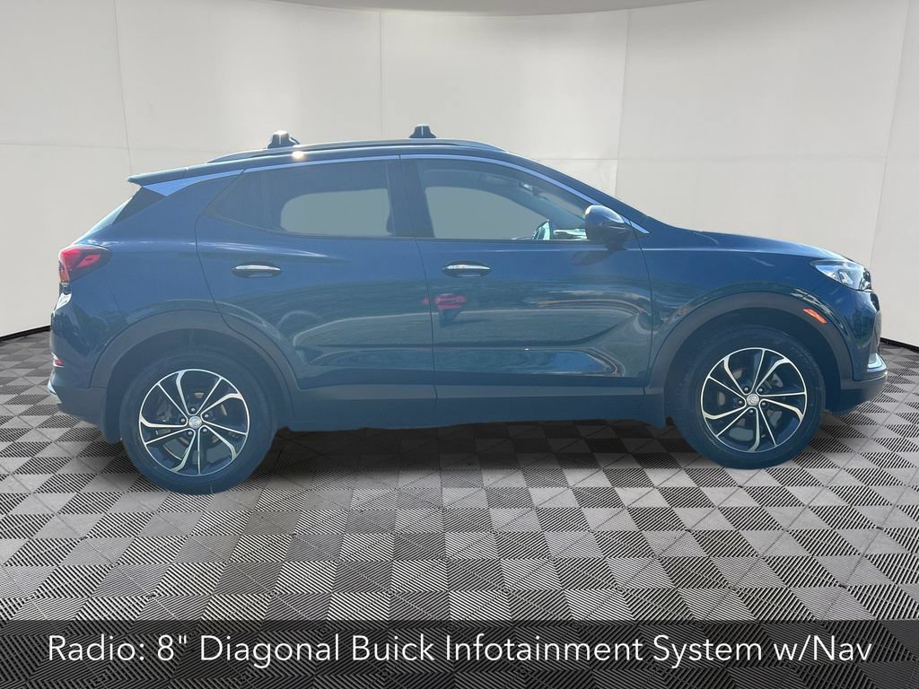 Certified 2021 Buick Encore GX Essence w/ Advanced Technology Package AWD/4WD image 7