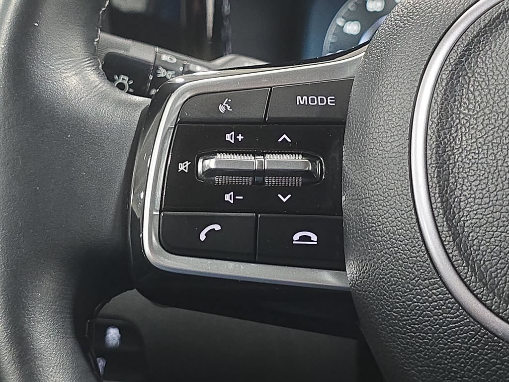 Used 2023 Kia Sorento SX AWD/4WD image 14