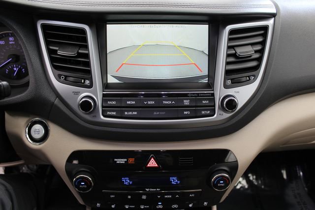 Used 2016 Hyundai Tucson Limited w/ Option Group 03 FWD image 7