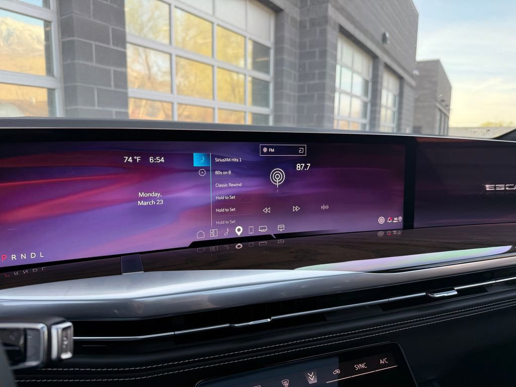 Used 2026 Cadillac Escalade Platinum Sport w/ LPO, ONYX Package image 45