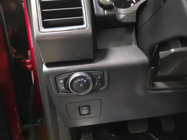Used 2016 Ford F150 XLT w/ Equipment Group 302A Luxury AWD/4WD image 16