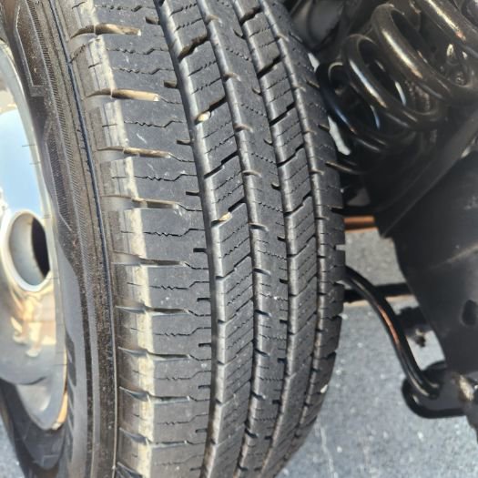 Used 2016 Ford E-350 and Econoline 350 Super Duty RWD image 28