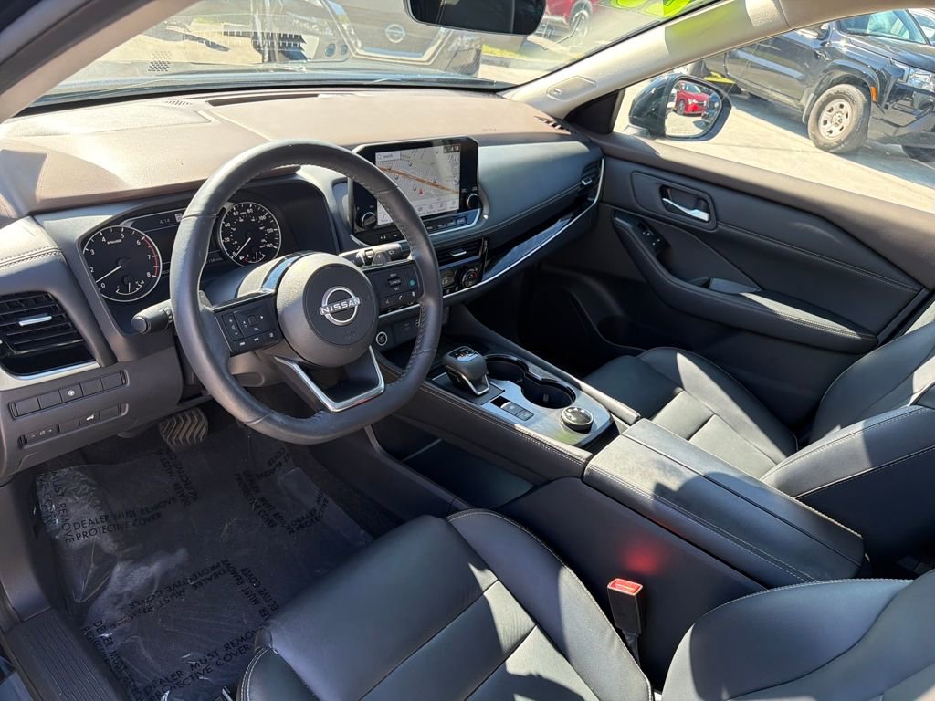 Used 2023 Nissan Rogue SL w/ SL Premium Package image 14