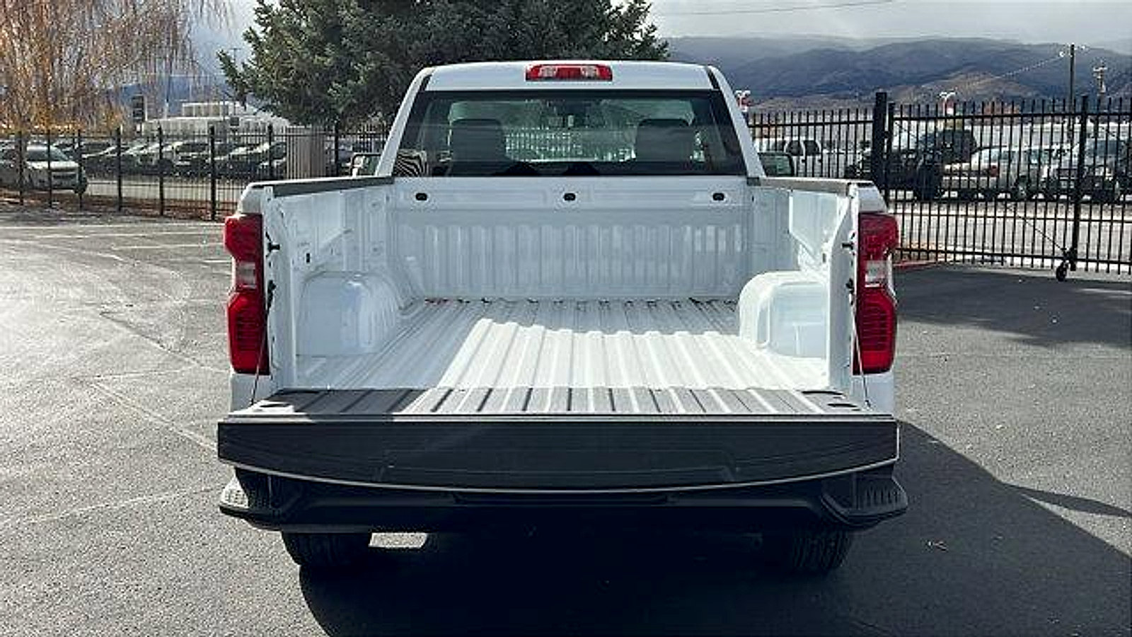 New 2026 Chevrolet Silverado 1500 W/T image 7